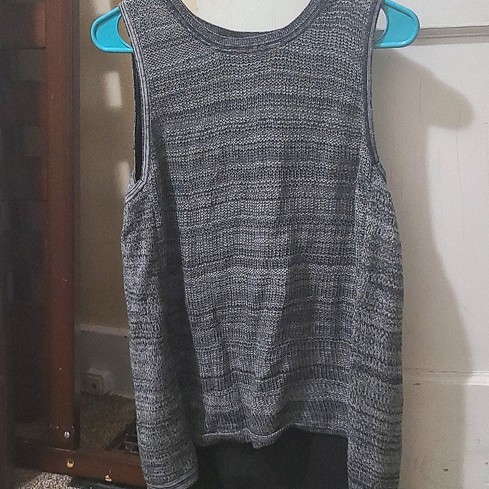 Sleeveless Blouse